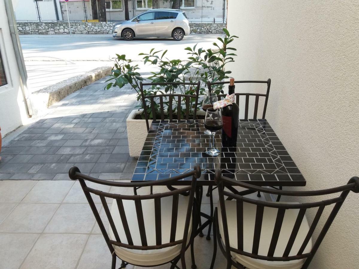 Frapedo Sport Makarska Apartment Exterior photo